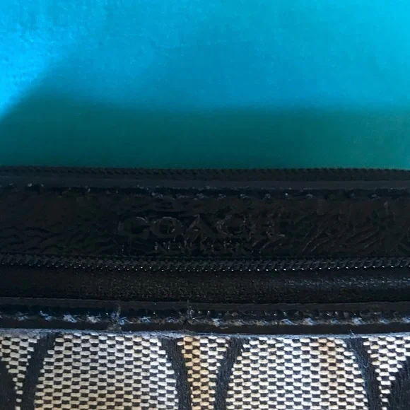 Coach coin purse wallet - Picture 3 of 4